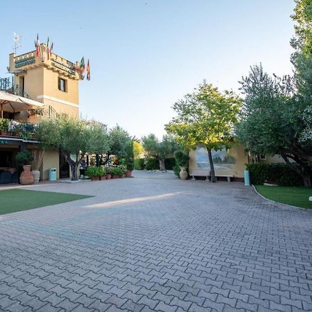 Heliopolis Camping & Village Pineto Exteriör bild